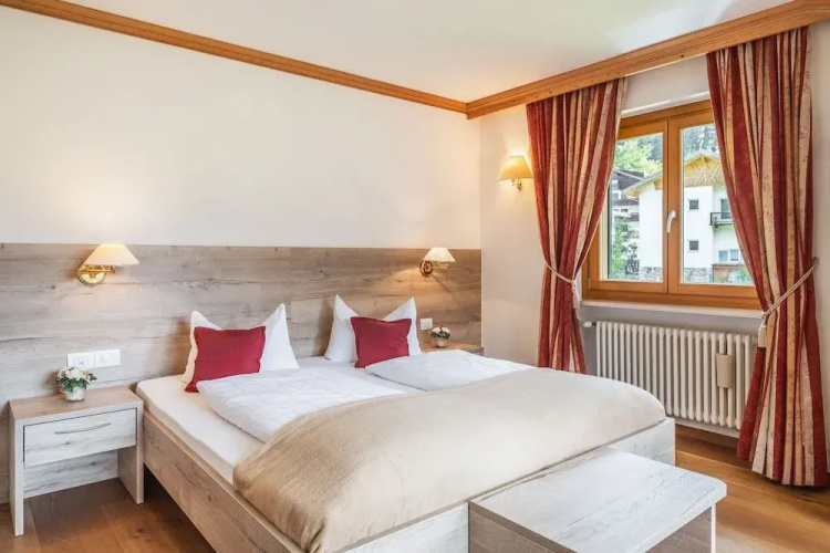 Hotel Erna