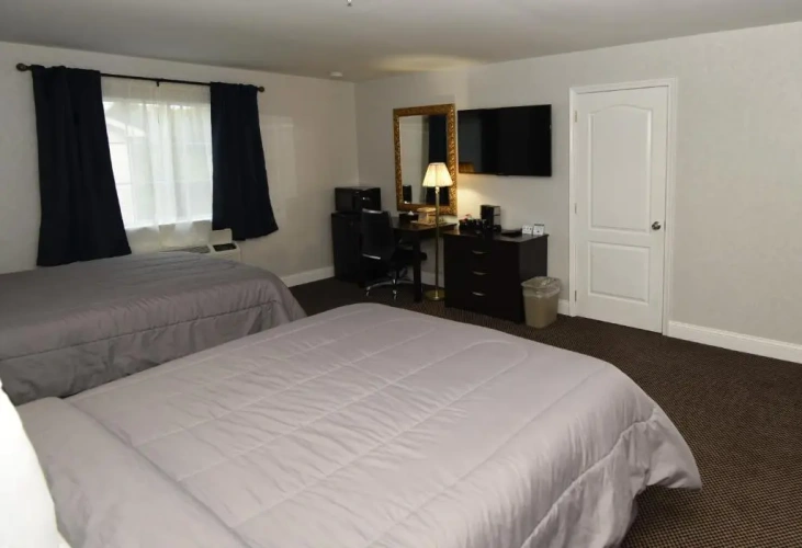 Deluxe Quadruple room