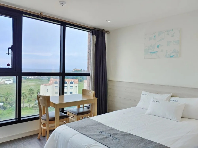Sky Hotel