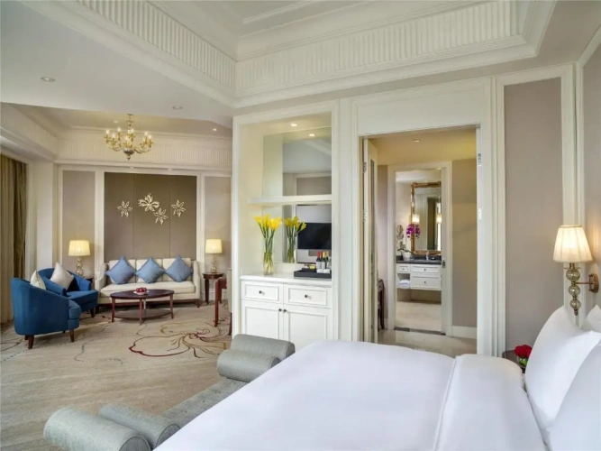 Double Club Junior Suite