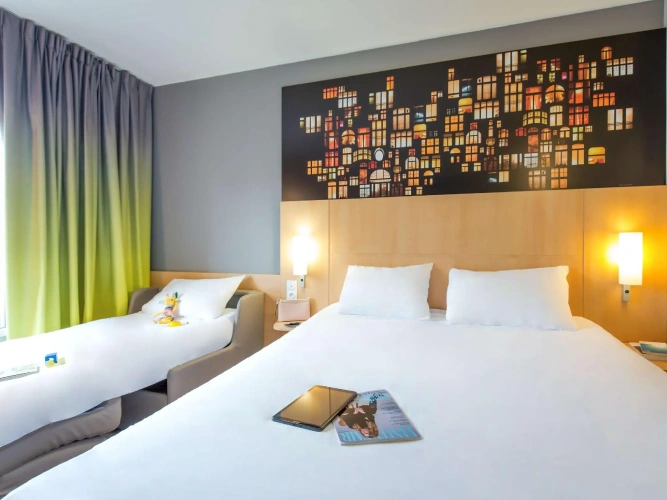 Standard Twin room