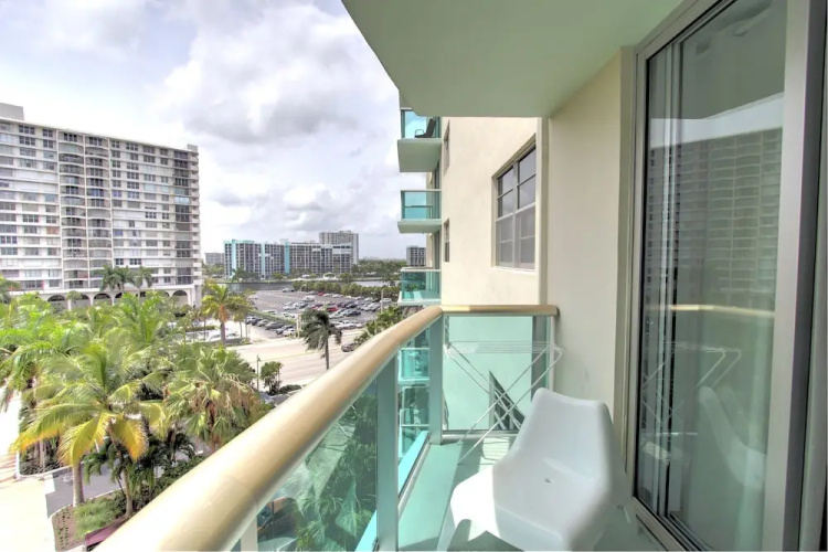 Tides - Private Condo