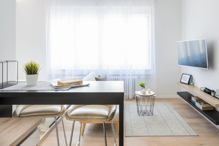 Modern and Bright Studio in Main Pedestrian Zone