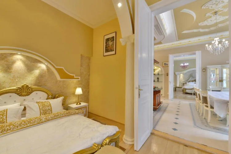 Roza Luxury Apartment