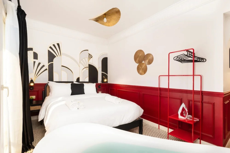 The Red-hot Retro Studio @ Cairo's Downtown