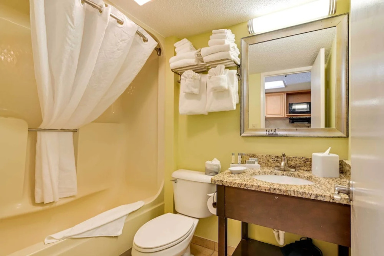 Oceanfront Myrtle Beach Condo w/ Resort Amenities!