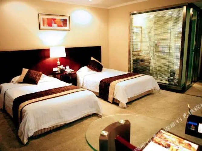 Deluxe Double Suite