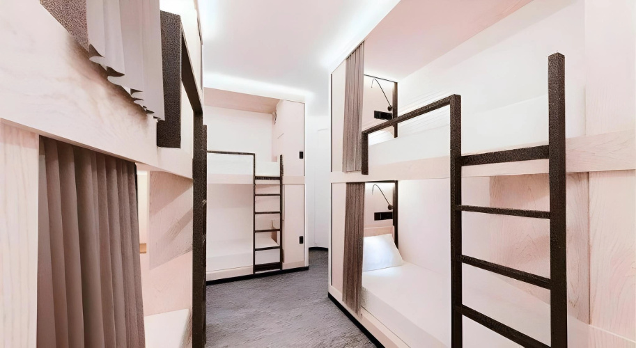 Bond Boutique Capsule Hotel At Bugis