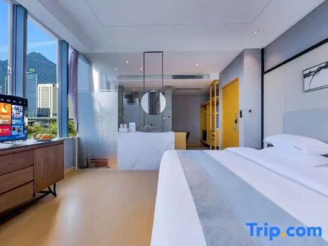 Standard Double room with river view