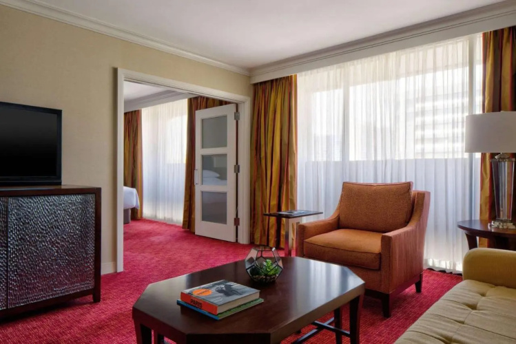 Wyndham Atlanta Buckhead Hotel & Conference Center photo 7