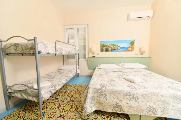 Standard Quadruple room