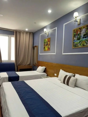 Deluxe Triple room with city view