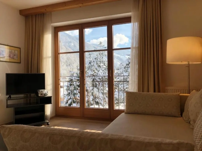 1 Bedroom Superior Apartment with balcony