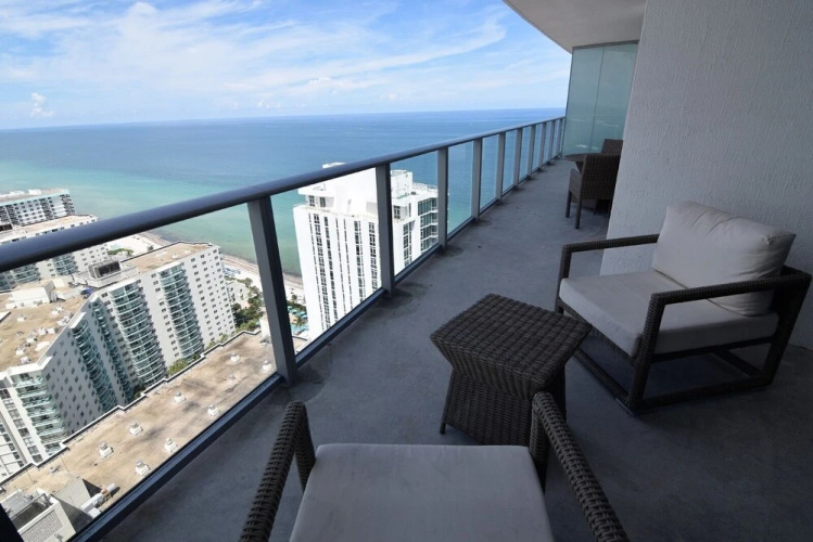 Hyde-1508 / Incredible Ocean View, 2 Bed 2 Bath