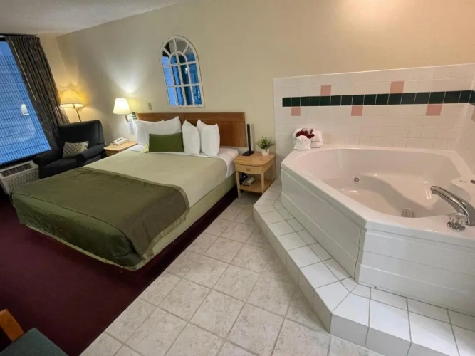 Standard Basement room with balcony and with view