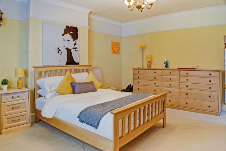 OYO Wayside Hotel