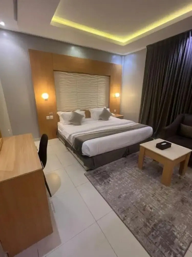SMO Suite Hotel