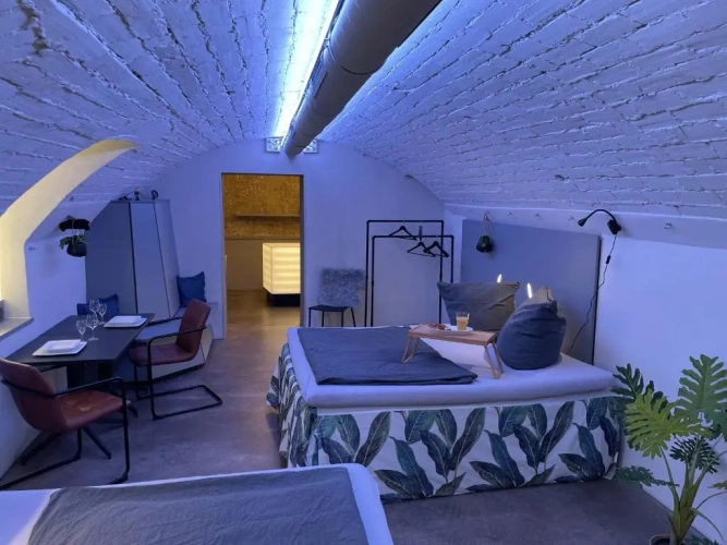 1 Bedroom Double Apartment