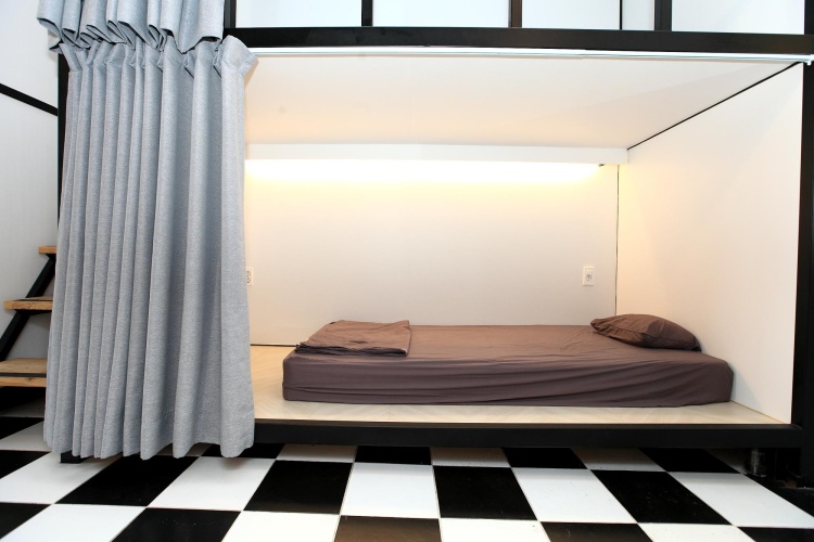 Bed in Dorm (male dorm)
