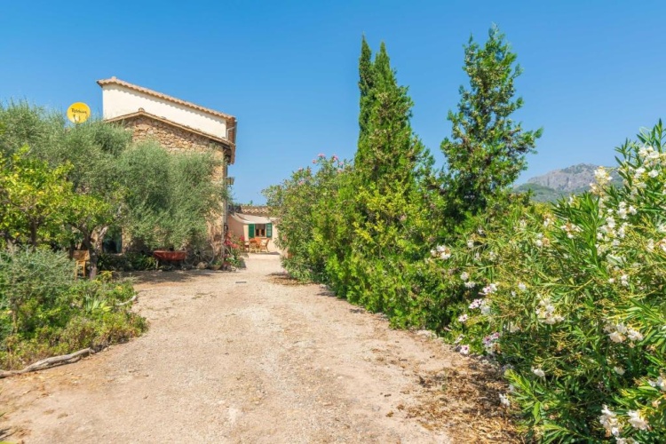 3 Bedrooms Villa