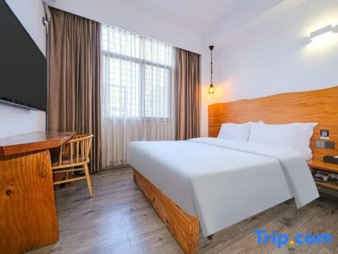 2 Bedrooms Suite
