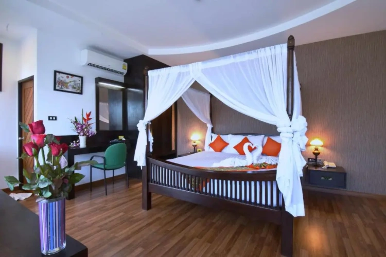 Deluxe Double room with balcony