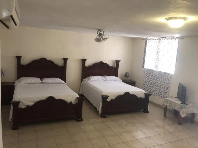 Detente Du Cacique Villa Hotel