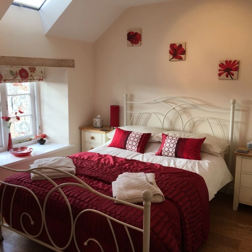 2 Bedrooms Cottage