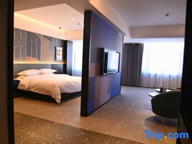 Deluxe Double Suite