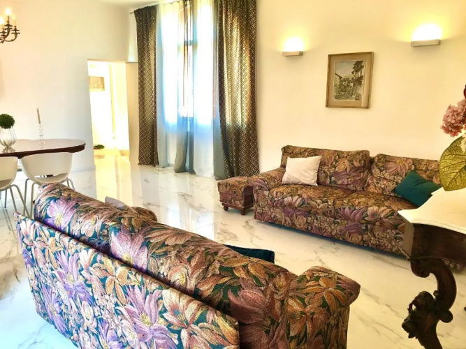 MB2 Apartment