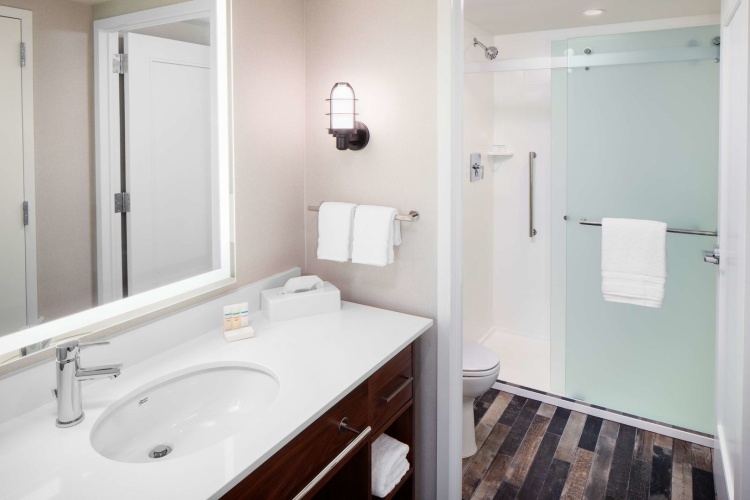 Homewood Suites by Hilton Boston Seaport District photo 11