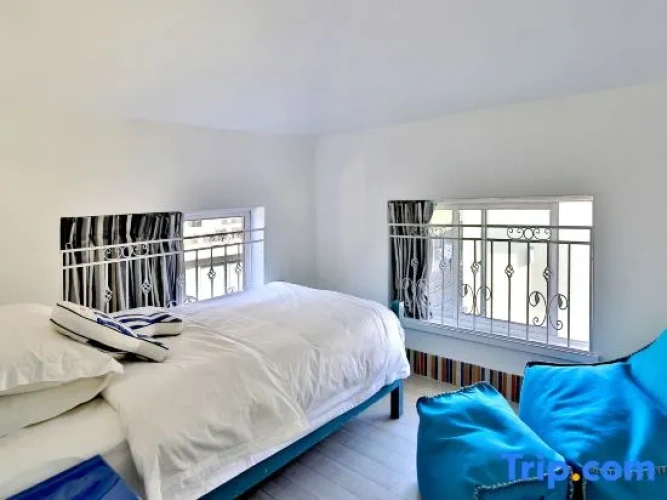 2 Bedrooms Family Duplex Suite