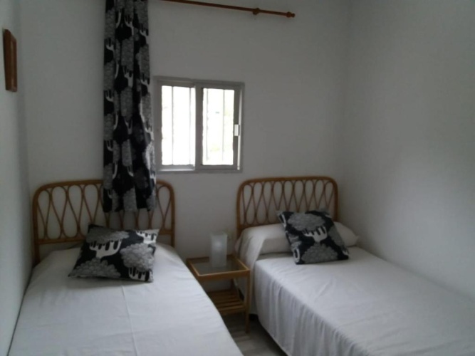 3 Bedrooms Cottage