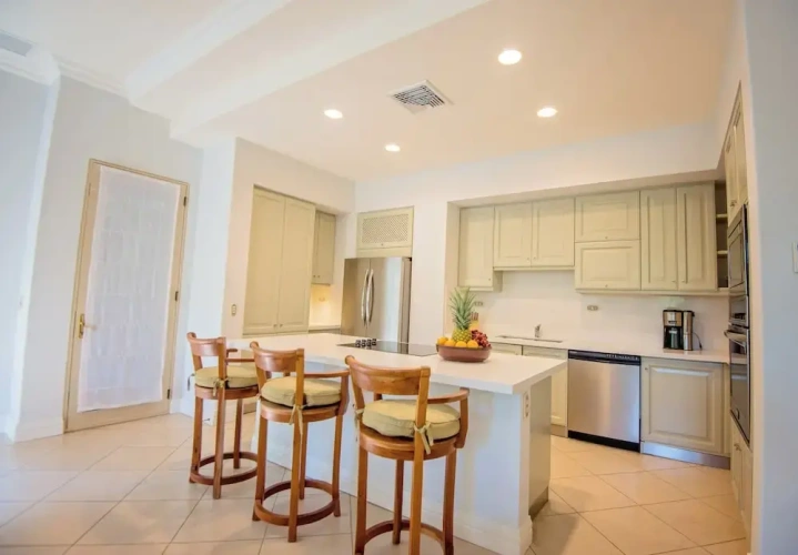 3 Bedrooms Premium room with balcony