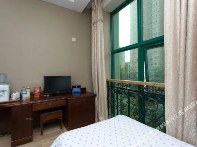 Yinxing Jiusheng Hotel
