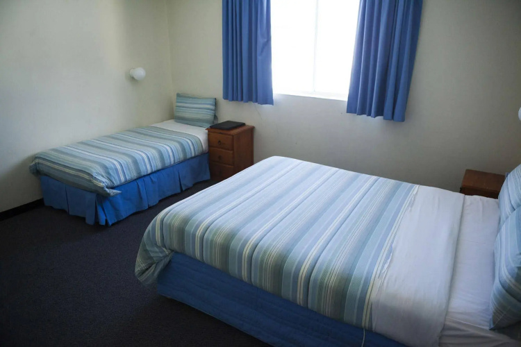 The Waratah Hotel