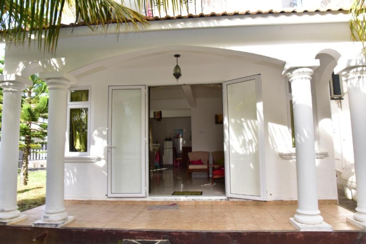 3 Bedrooms Villa