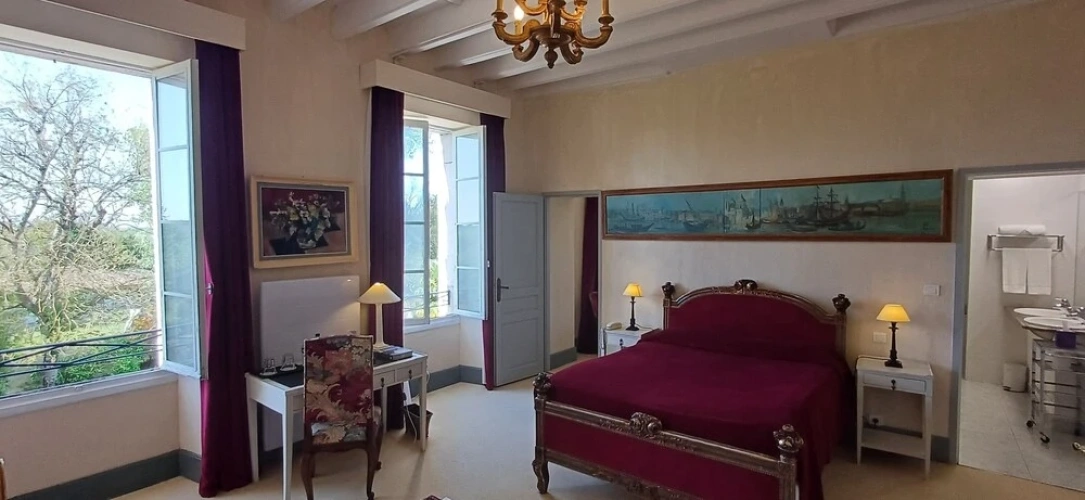 Superior Double room with pool view