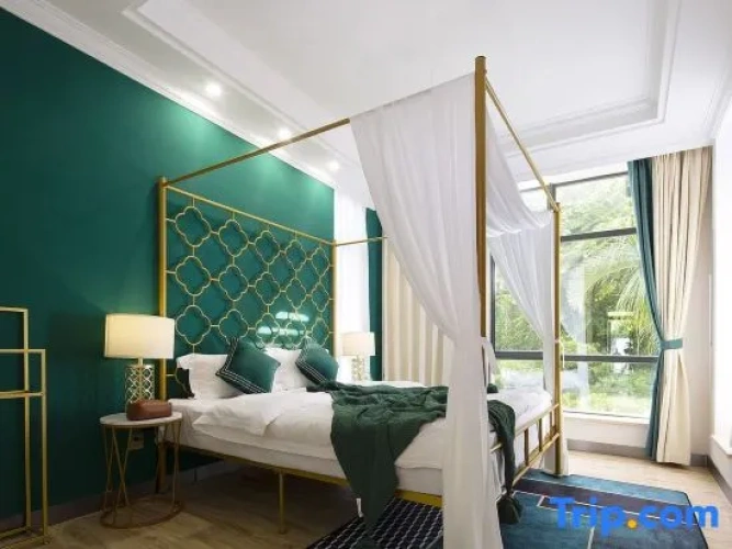 4 Bedrooms Villa