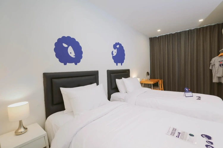 Standard Twin room
