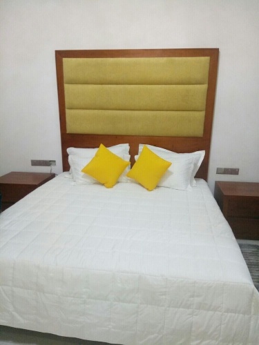 1 Bedroom Deluxe Double room with garden view