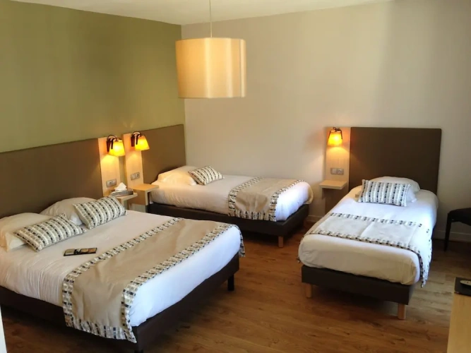 Standard Quadruple Family room