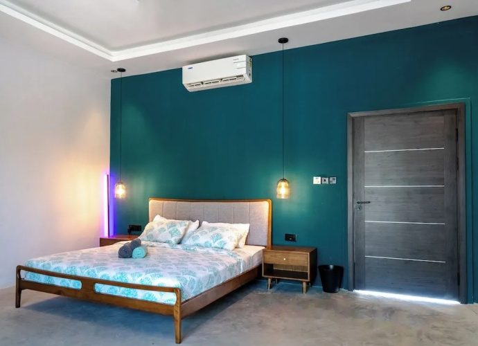 V Hotel In Paje