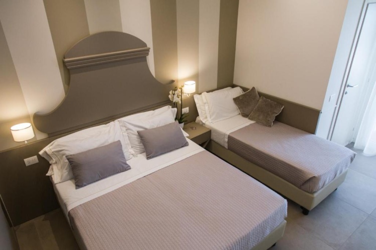Standard Quadruple room