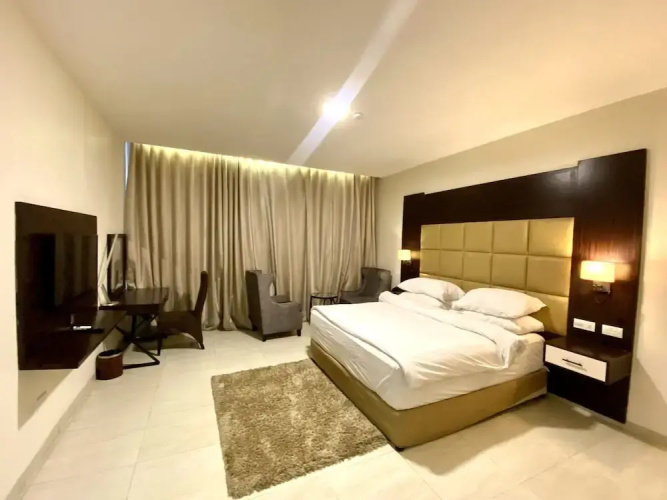 Rollace Hotel Lagos INTL