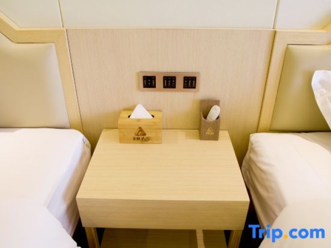 Luxury Twin room