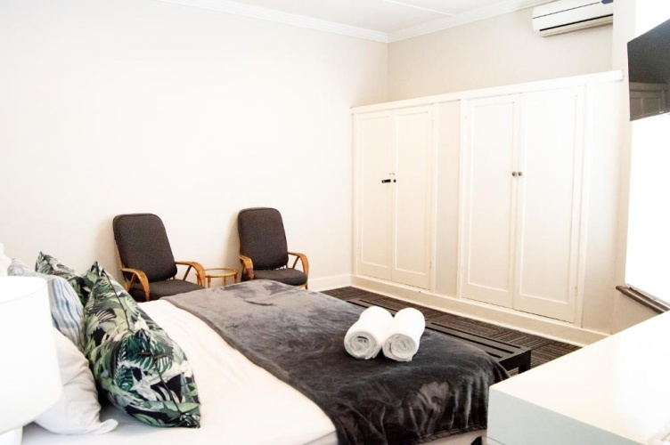 Deluxe Double Suite