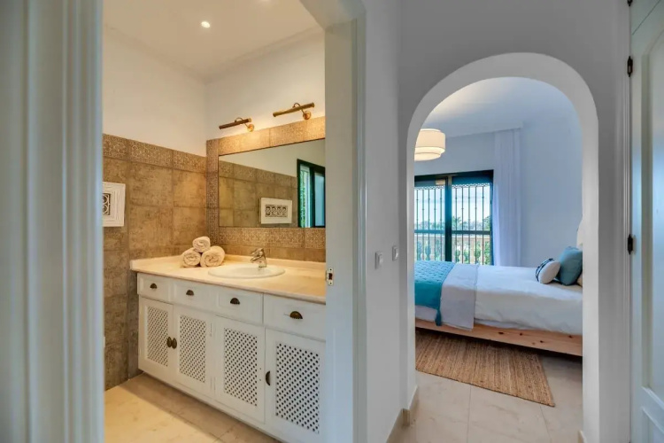 All About Casa Roca