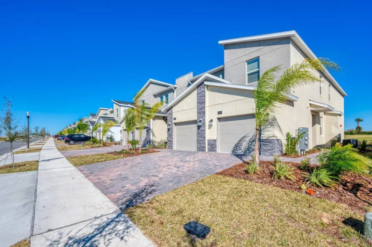Chic 3BR Modern Condo Spacious Mickey-themed