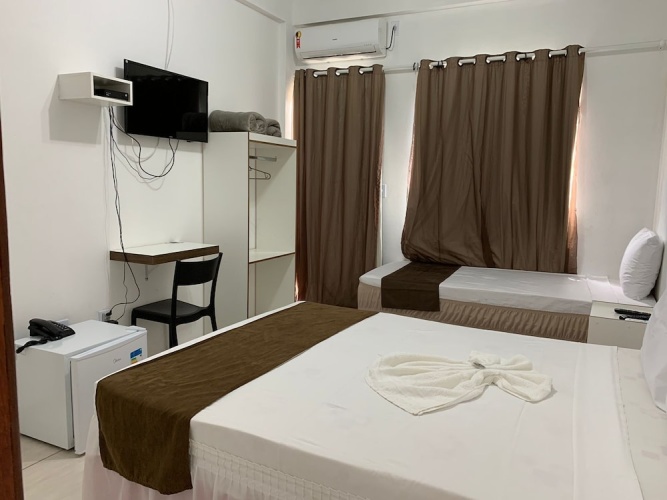 Standard Triple room